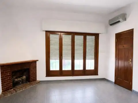 Casa 2 ambientes con 1 baño