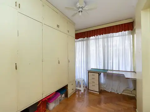 Departamento 5 ambientes con 2 baños