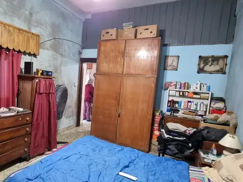 Amplia casa en venta