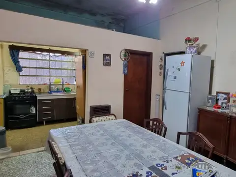 Casa en Venta en Luis Guillon, USD 90.000