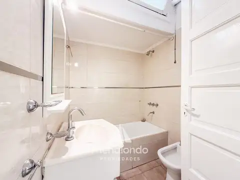 Depto Tipo Casa en Alquiler de 2 dormitorios