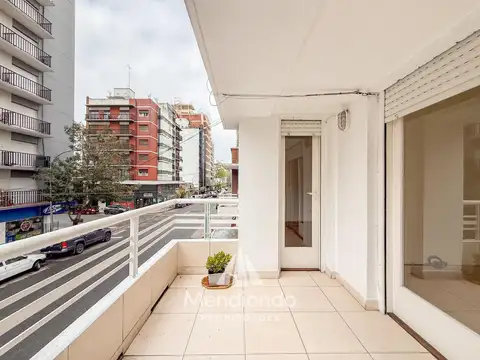 Depto Tipo Casa en Alquiler de 3 ambientes