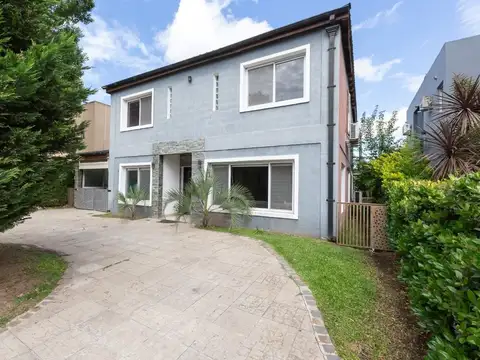 Casa en Venta de 4 dormitorios