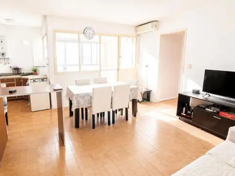 Venta Departamento 4 ambientes muy luminoso !