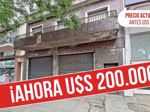 Venta Casa 4 Ambientes con Local PB, Balcon y Patio Terraza