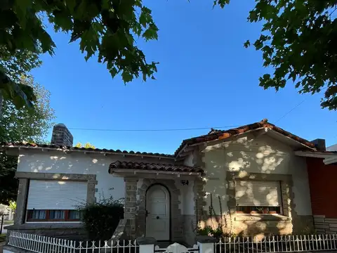 Excelente chalet en zona centro