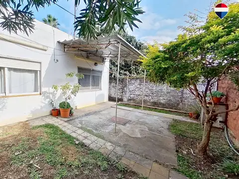 PH  3 AMBIENTES EN VENTA PATIO Y JARDÍN BERNAL