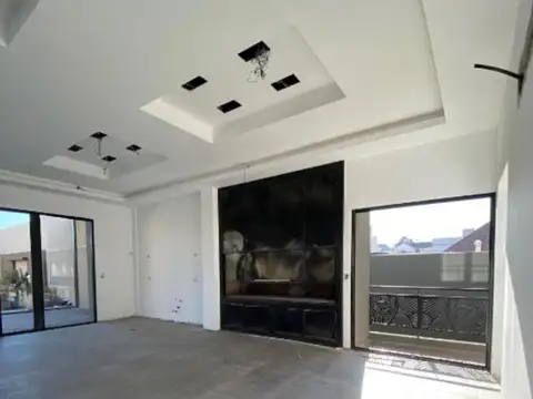 Departamento en Alquiler con 1 cocheras