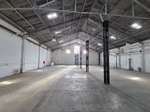 Deposito de 1900m2 - Mixtura 4 - Parque Patricios - Distrito Tecnológico