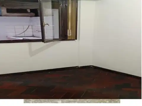 Oficina, Tucuman 700