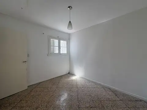 Depto Tipo Casa en Venta 60 años