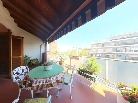 VENTA DEPARTAMENTO DUPLEX 4 AMB DEVOTO