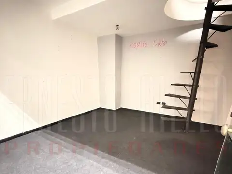 Local en Alquiler en Centro, $ 350.000