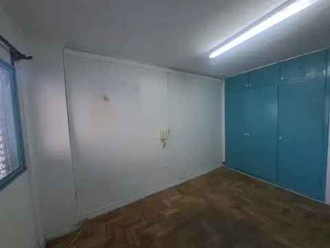 Alquiler 3 amb ,sobre Av. Mitre  a metros de CABA