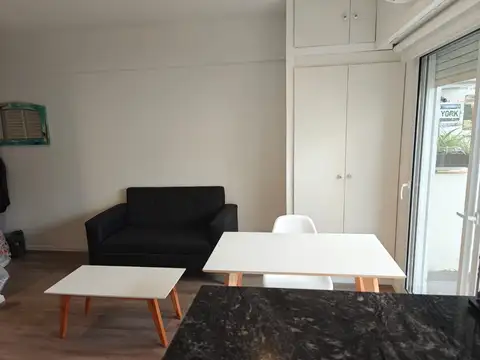 Departamento en Alquiler de Monoambiente