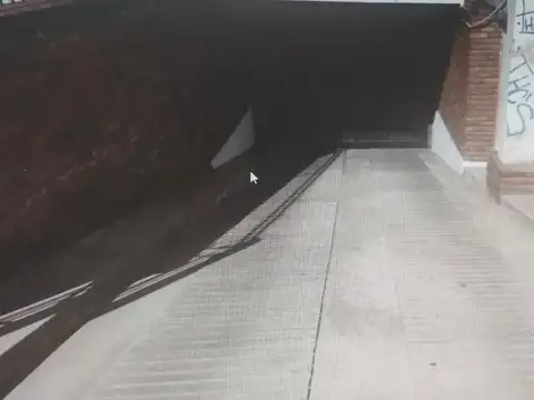 Cochera en venta - 15Mts2 - Adrogué, Almirante Brown