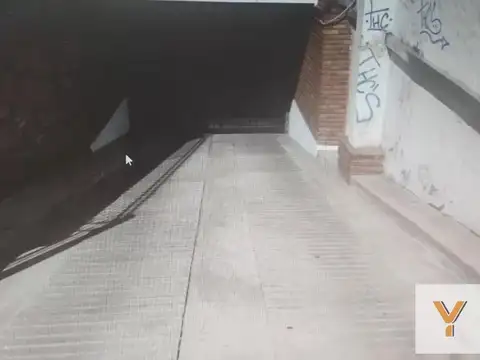 Cochera en venta - 15Mts2 - Adrogué, Almirante Brown