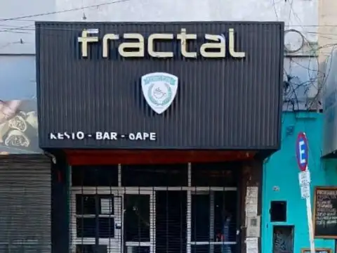 Local de 175mts2 y dos plantas en plena estación de Lanús!