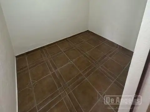 Oficina en Alquiler en Morón, $ 700.000