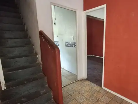 Depto Tipo Casa en Venta en Villa Ortuzar, USD 110.000