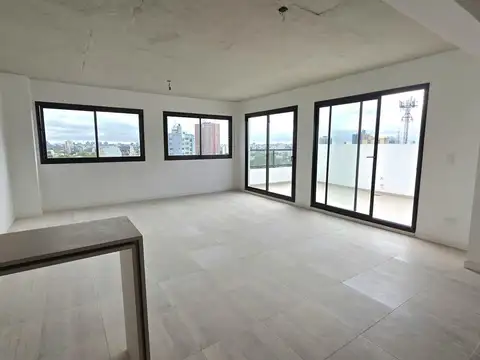 Av. Rivadavia 8879: DEPTO. 2amb.    balcón aterrazado   terraza.  A ESTRENAR