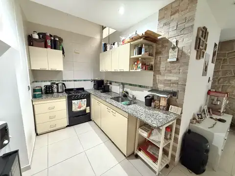 Casa en Alquiler con 2 cocheras