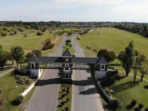RAM. Venta Lote a Espacio Verde en Santa Sofia