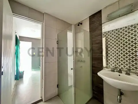 Venta Casa de dos dormitorios con piscina en Roldan