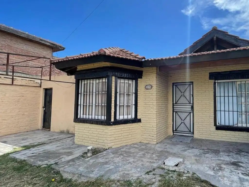 Intendente Juan Irigoin 4600