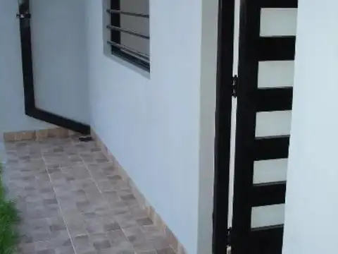 Casa en Venta en Villa Elvira, USD 60.000