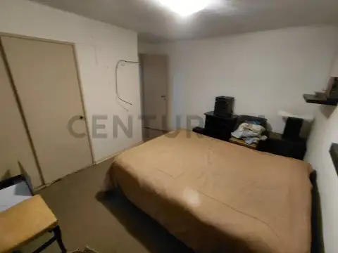 Casa 9 ambientes con 3 baños