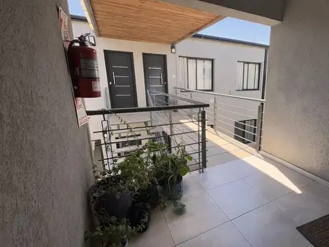 Pasaje Alarcón entre Paysandú y Lima