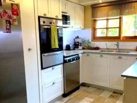 Casa en Venta en Haedo, USD 190.000