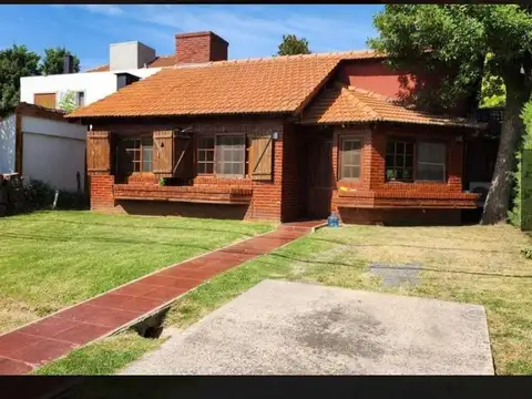 Loma verde, Ruta Nacional 9, Loma Verde, Provincia de Buenos Aires, Argentina