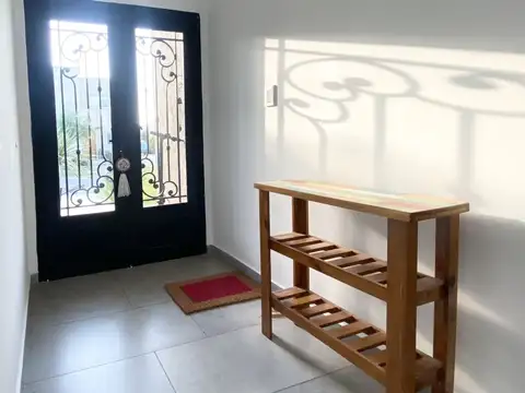 Casa en Venta en Pilar del Este - Santa Elena, USD 238.000