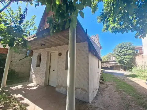 VENTA CASA 3 AMB CON PATIO BERAZATEGUI