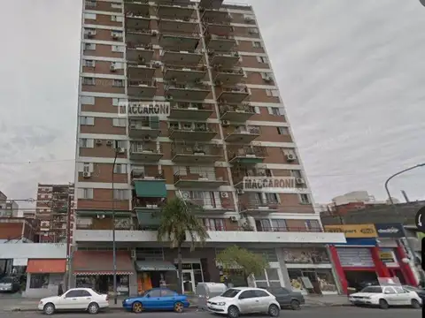 Departamento - Alquiler - Argentina, Capital Federal - AV RIVADAVIA 10444