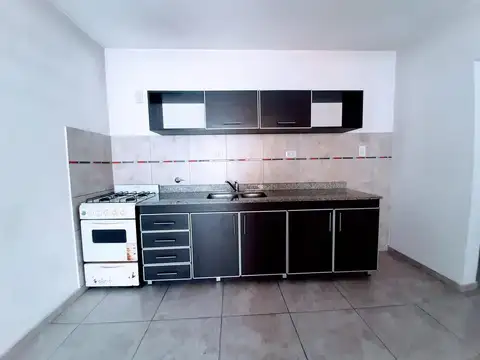 Depto Tipo Casa 2 ambientes con 1 baño