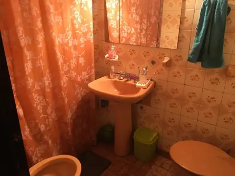 Gral Deheza 300, Piso 1