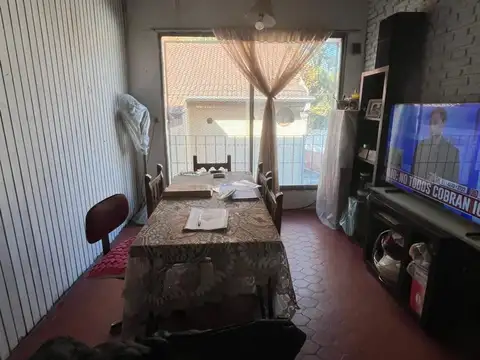 Depto Tipo Casa en Venta de 4 ambientes