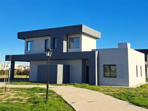 Casa en Venta en San Sebastián Area 11