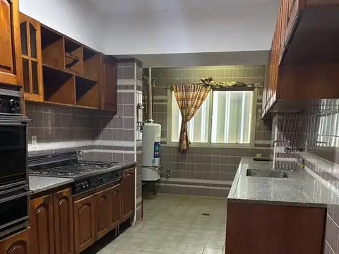 Departamento en Venta de 8 ambientes