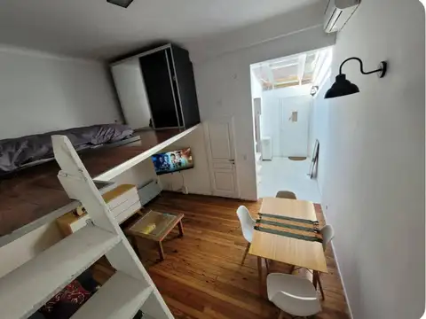 Depto Tipo Casa en Alquiler de Monoambiente