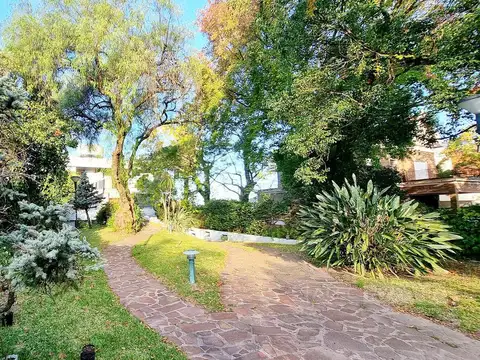 Terreno en Venta en La Lucila Libertador / Río, USD 2.250.000