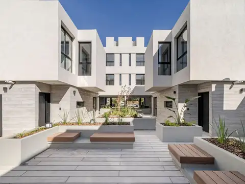 Duplex a estrenar, Housing Distrito 20