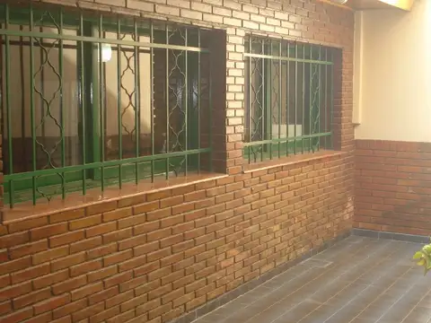 Casa en Venta en Parque Chacabuco, USD 330.000