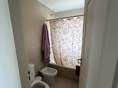 Casa en Alquiler en Pilar del Este - Santa Guadalupe, $ 1.500.000