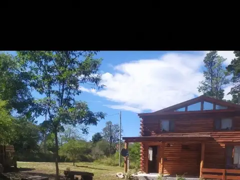 COMPLEJO DE CABAÑAS EN LOS REARTES