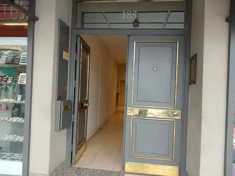 Oficina en Venta en Mendoza, Capital