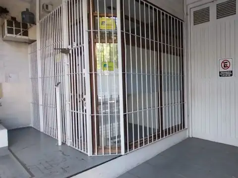 Av. Belgrano  al 4100